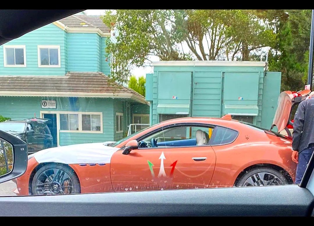 Električni Maserati GranTurismo Folgore uhvaćen bez maske