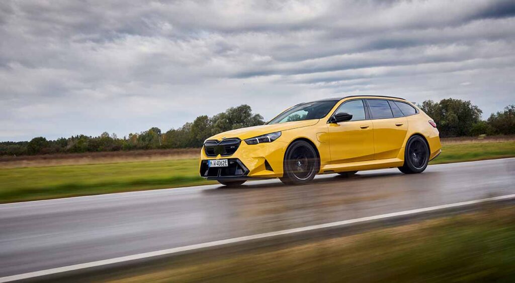 M5 Touring - rođeni sportista