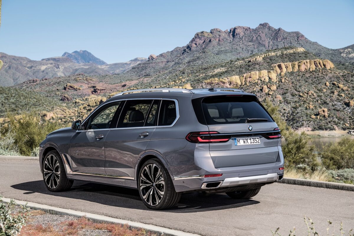 Na scenu stupio restilizovani BMW X7