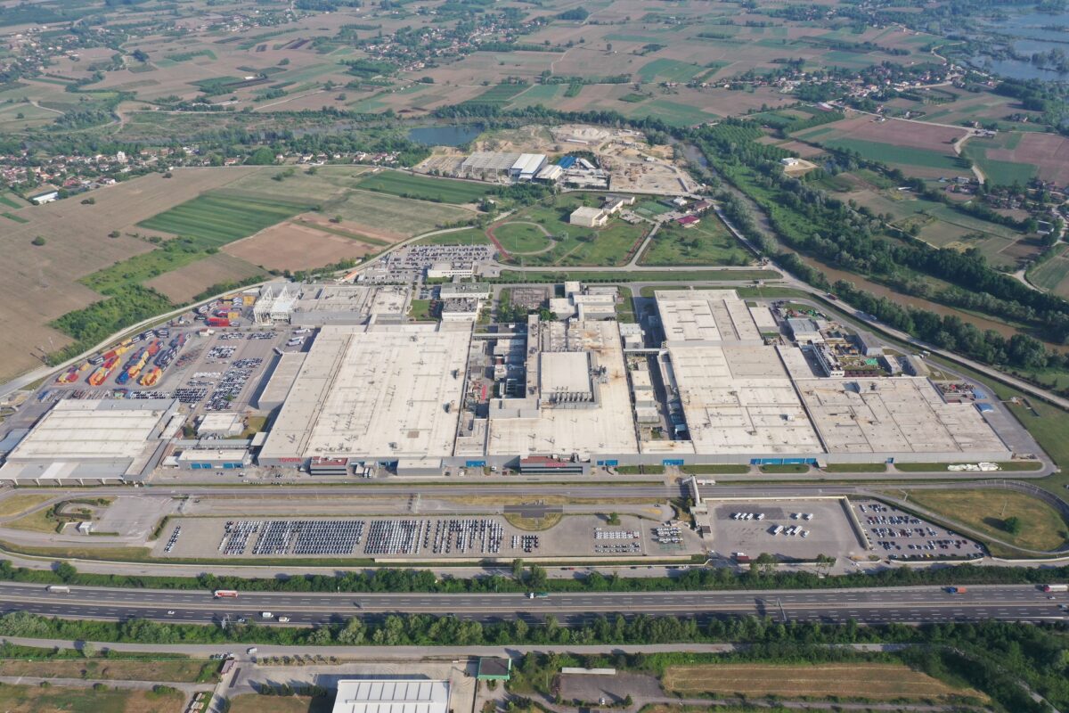 Prvi Toyotin evropski pogon za proizvodnju plug-in hibridno-električnih vozila i baterija