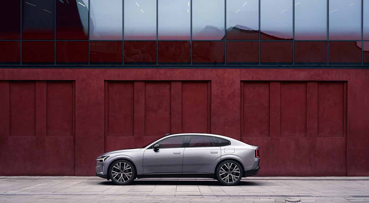 Volvo ES90: veliki automobil, mali otisak