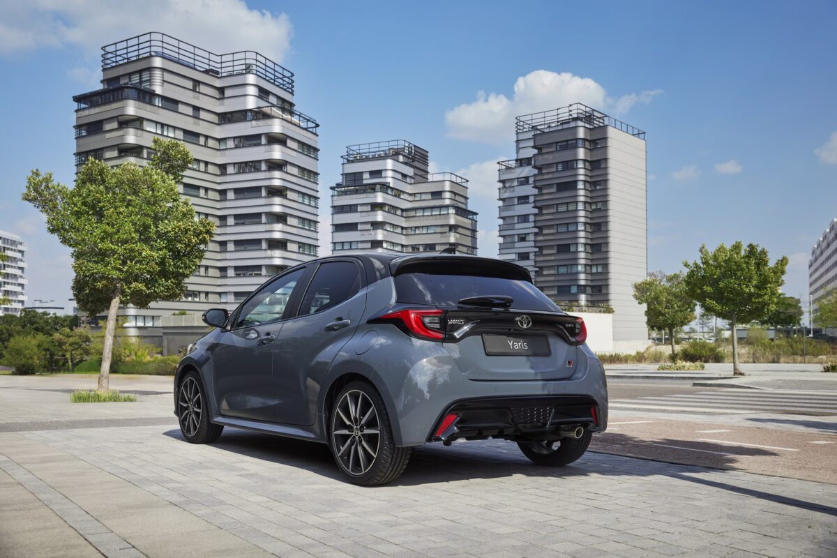 Toyota Yaris za 2025: nove opcije i unapređen GR Sport paket