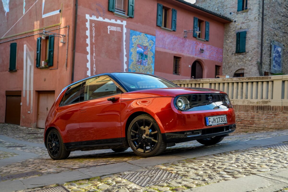 Maks Ferstapen predstavio Hondu e Limited Edition