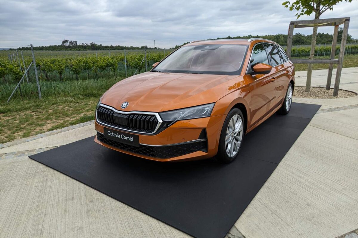 Prva vožnja: Restilizovana Škoda Octavia (2024.)