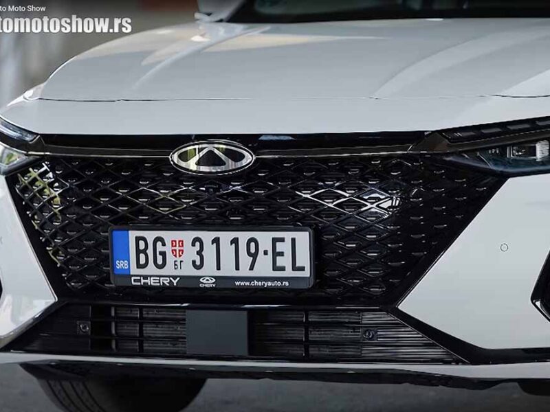 Chery Arrizo 8 PHEV — kineski hibrid koji revidira pravila segmenta
