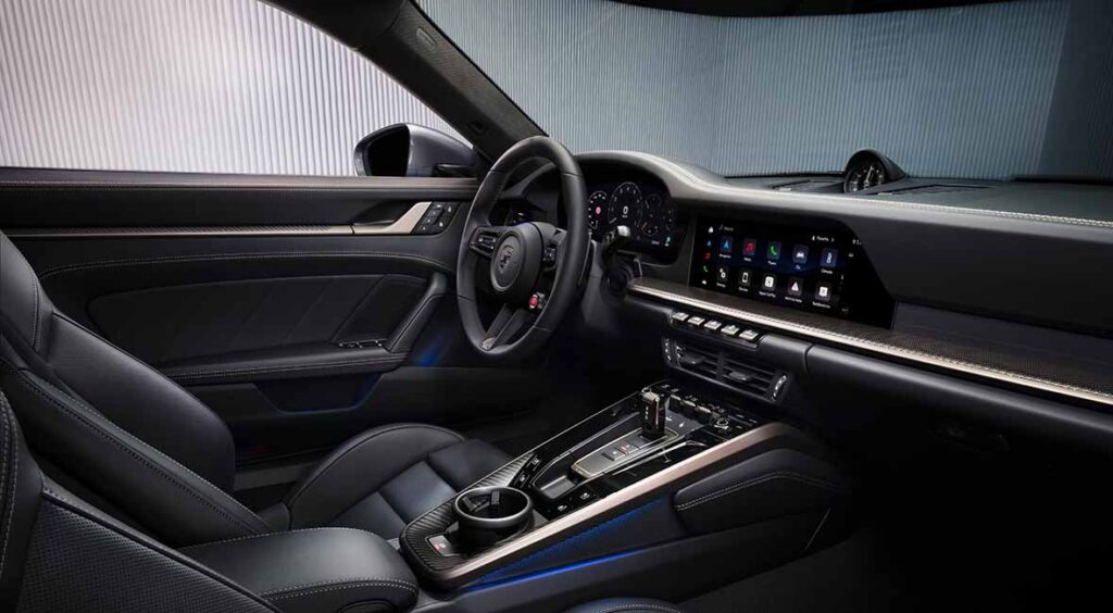 Porsche 911 turbo S - enterijer