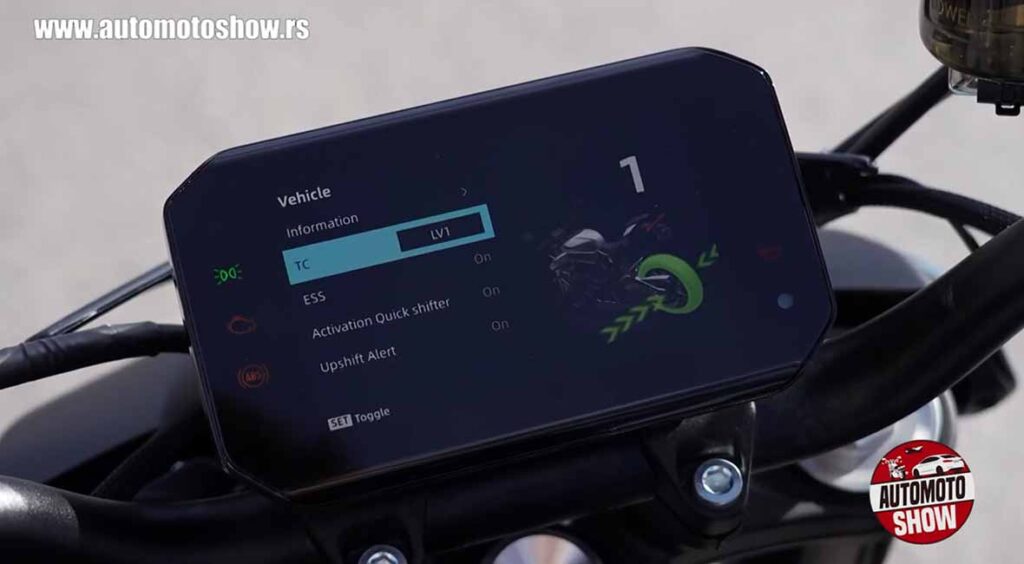 CF Moto 675, digitalni instumenti