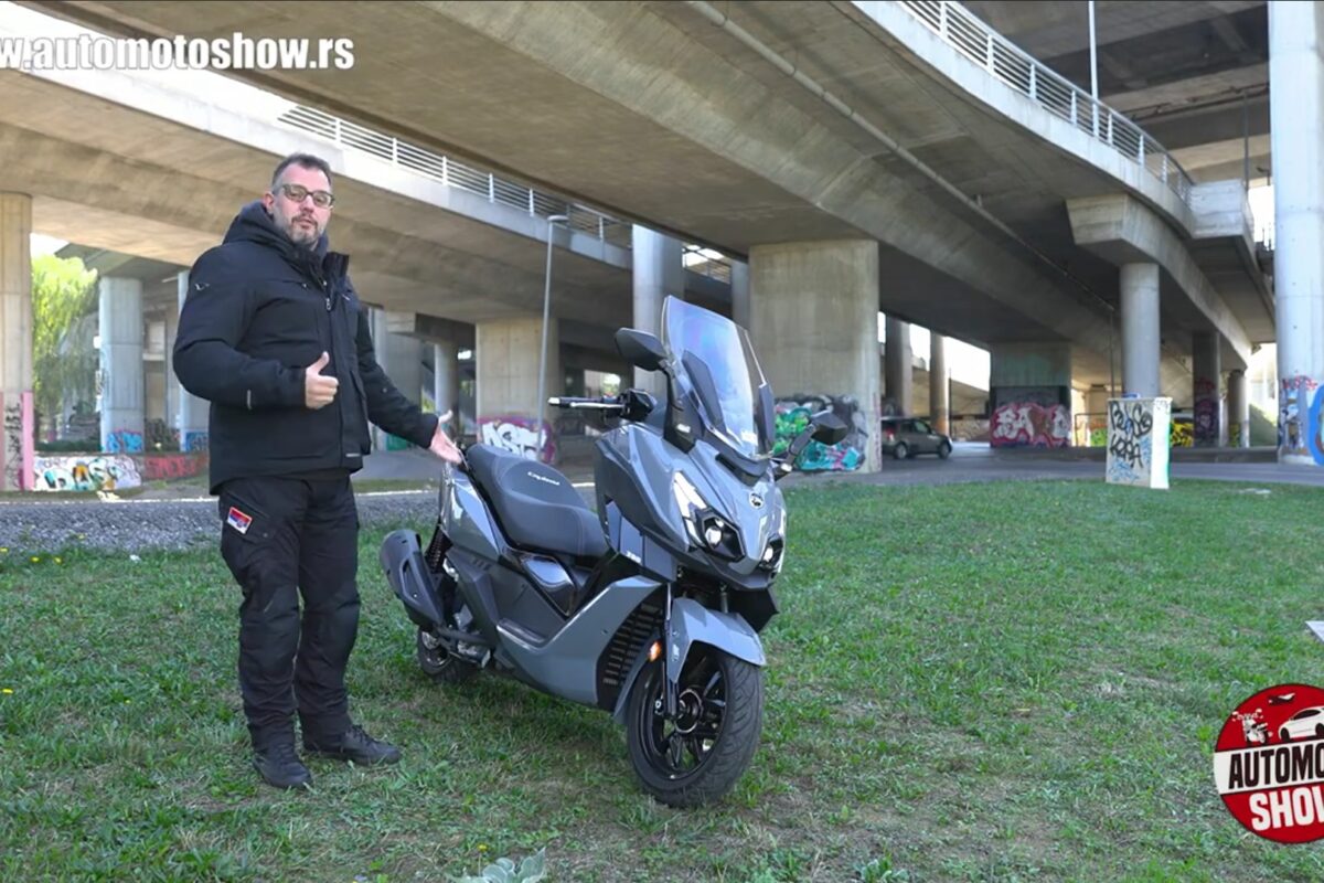 SYM CRUiSYM 300 – Maksi skuter kros-over ambicija