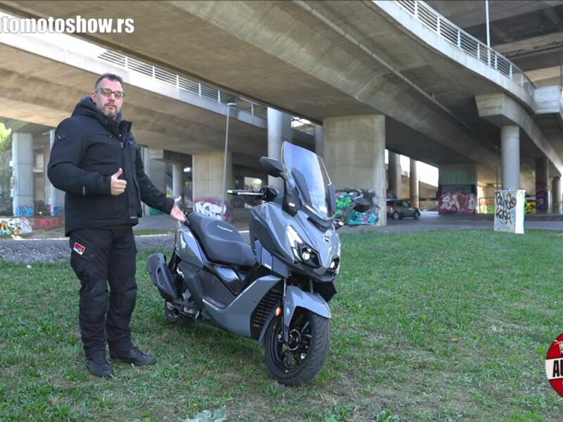 SYM CRUiSYM 300 – Maksi skuter kros-over ambicija
