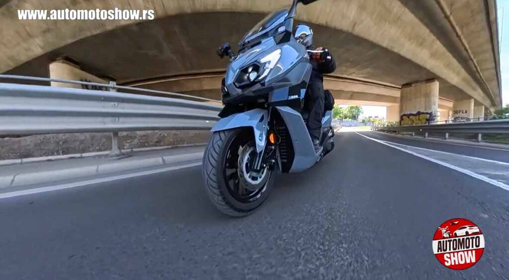 SYM CRUiSYM 300, udoban i stabilan