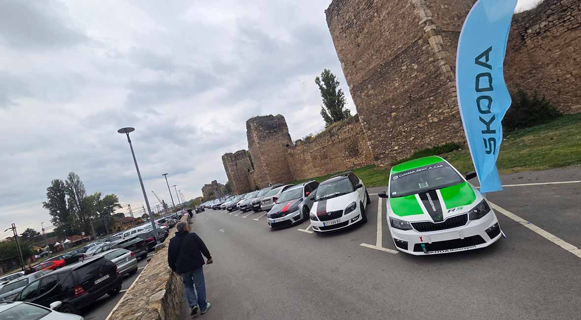 Skup ljubitelja Škoda vozila u Smederevu: Strast prema automobilima na delu