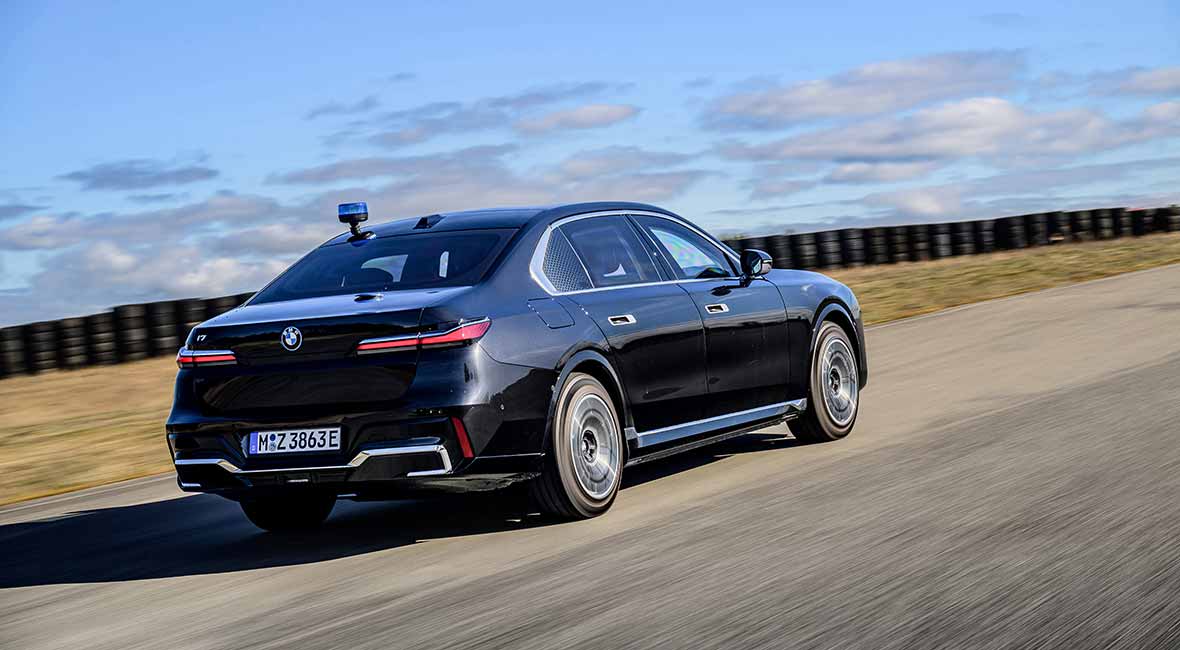 Otkrijte aktuelne ponude u BMW salonima