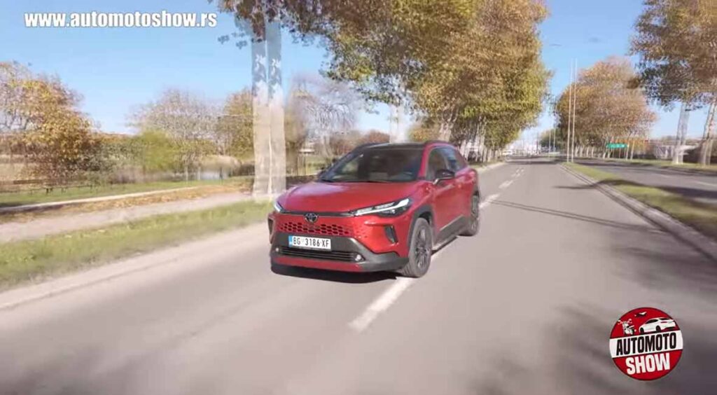 Toyota Corolla Cross, univerzalni Crossover